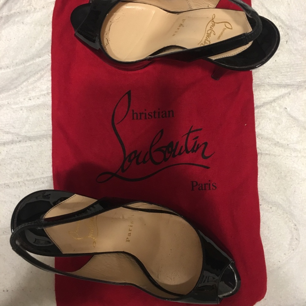 Red bottoms.